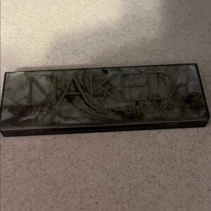 Urban Decay Naked Smoky Palette in Black and Gray